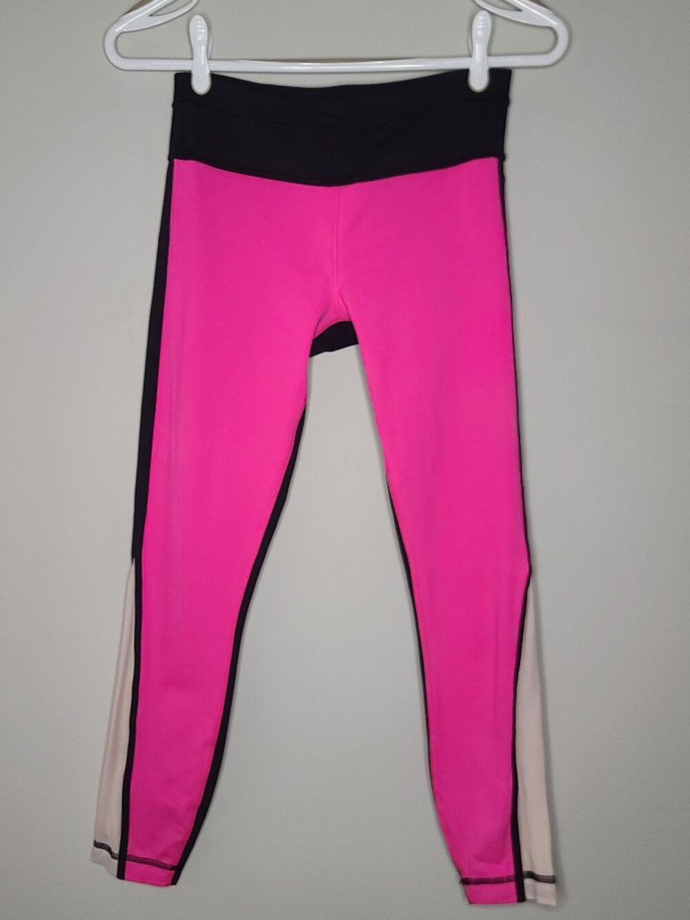 Lululemon Run Pace Tight Pinkelicious / Black / Parfait Pink Luxtreme Size 4